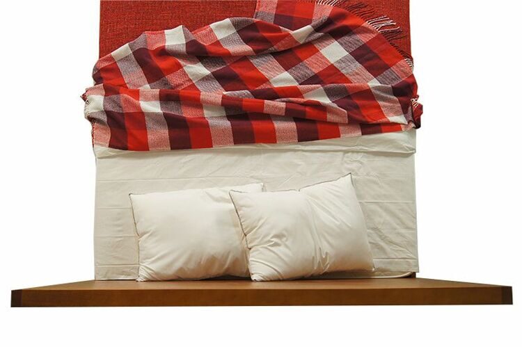 Деревянная двуспальная кровать с ящиками Gouache